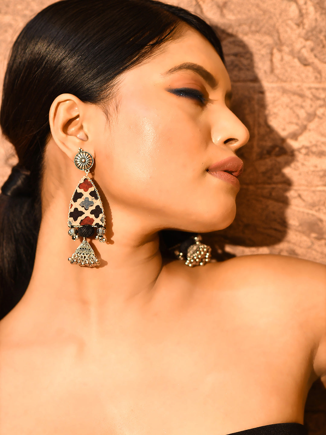 Women Black checkered Jhumka fabric Earrings-5