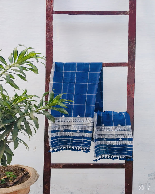 Blue and White Organic Handloom Cotton Stole With Tassels