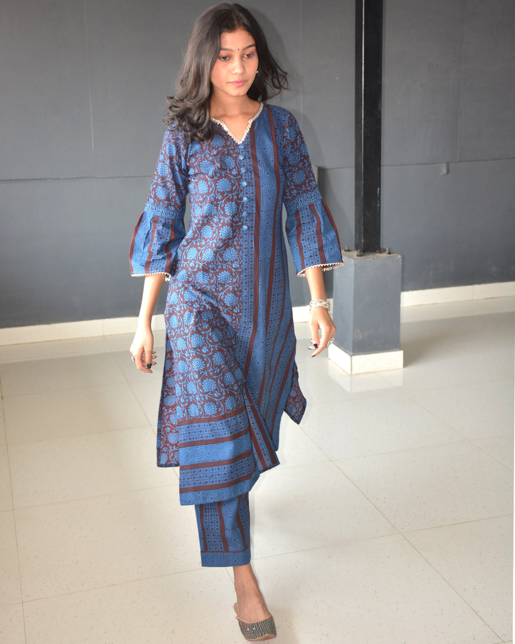 Anokhi Blue Bagh Print Cotton Kurta Pant Set For Women-1