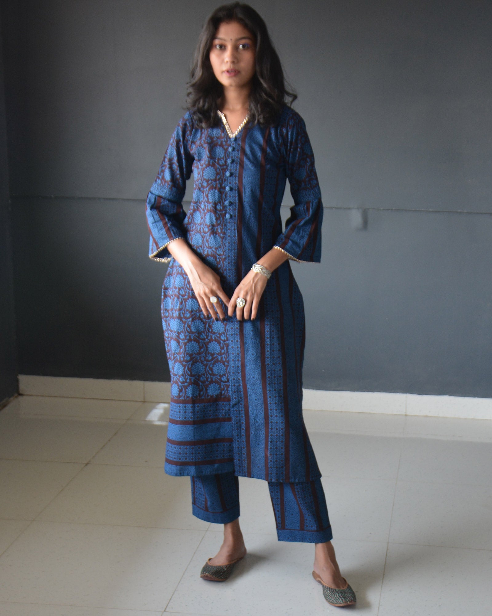 Anokhi Blue Bagh Print Cotton Kurta Pant Set For Women-2
