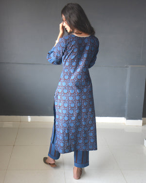 Anokhi Blue Bagh Print Cotton Kurta Pant Set For Women-5
