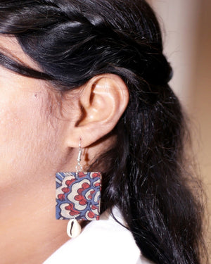 Square Rosette Kaudi Danglers Earrings
